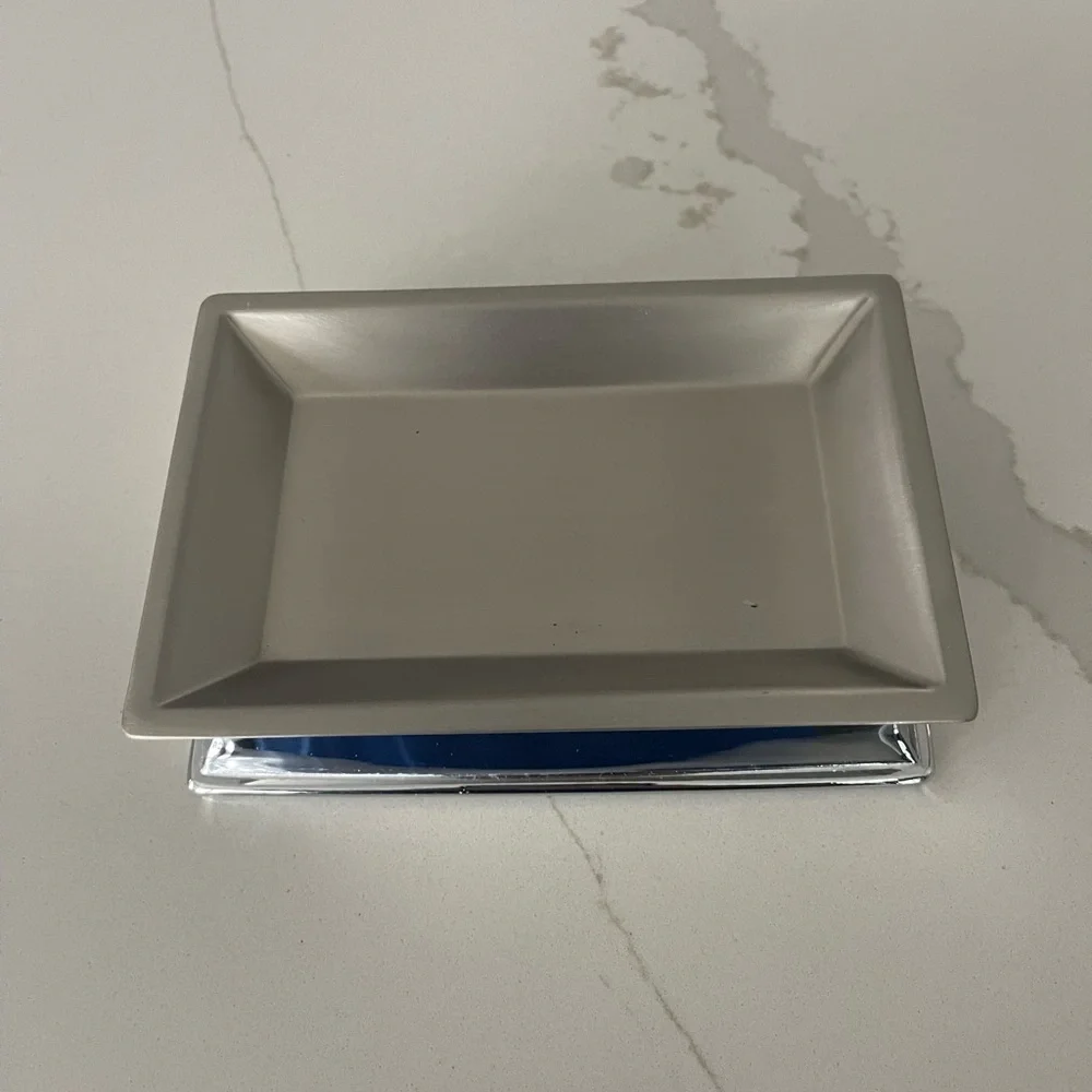 N/A elegant silver